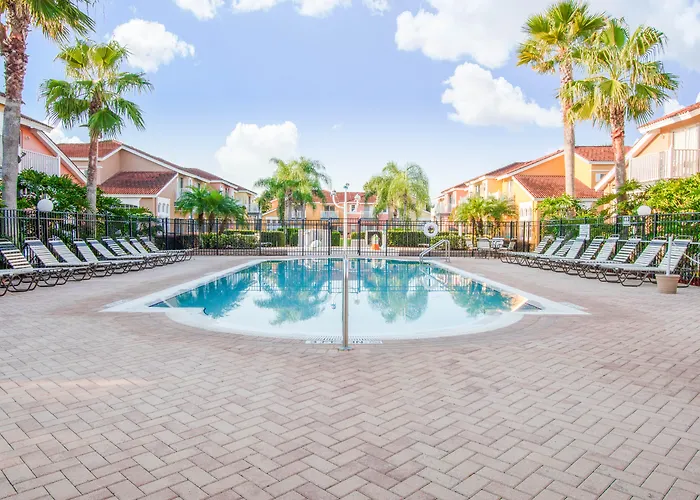 Berkley Lake Townhomes