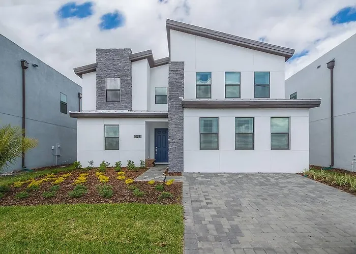 Luxury Villa Inside Storey Lake, Kissimmee - No Extra Fees