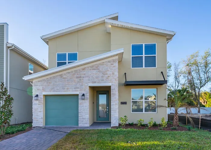 Fabulous Villas 5 Minutes Away From Disney!
