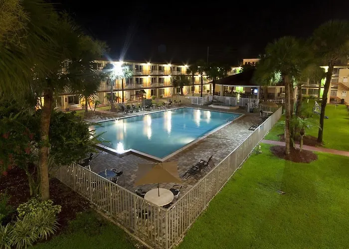 Cheap hotels Roomba Inn & Suites At Old Town